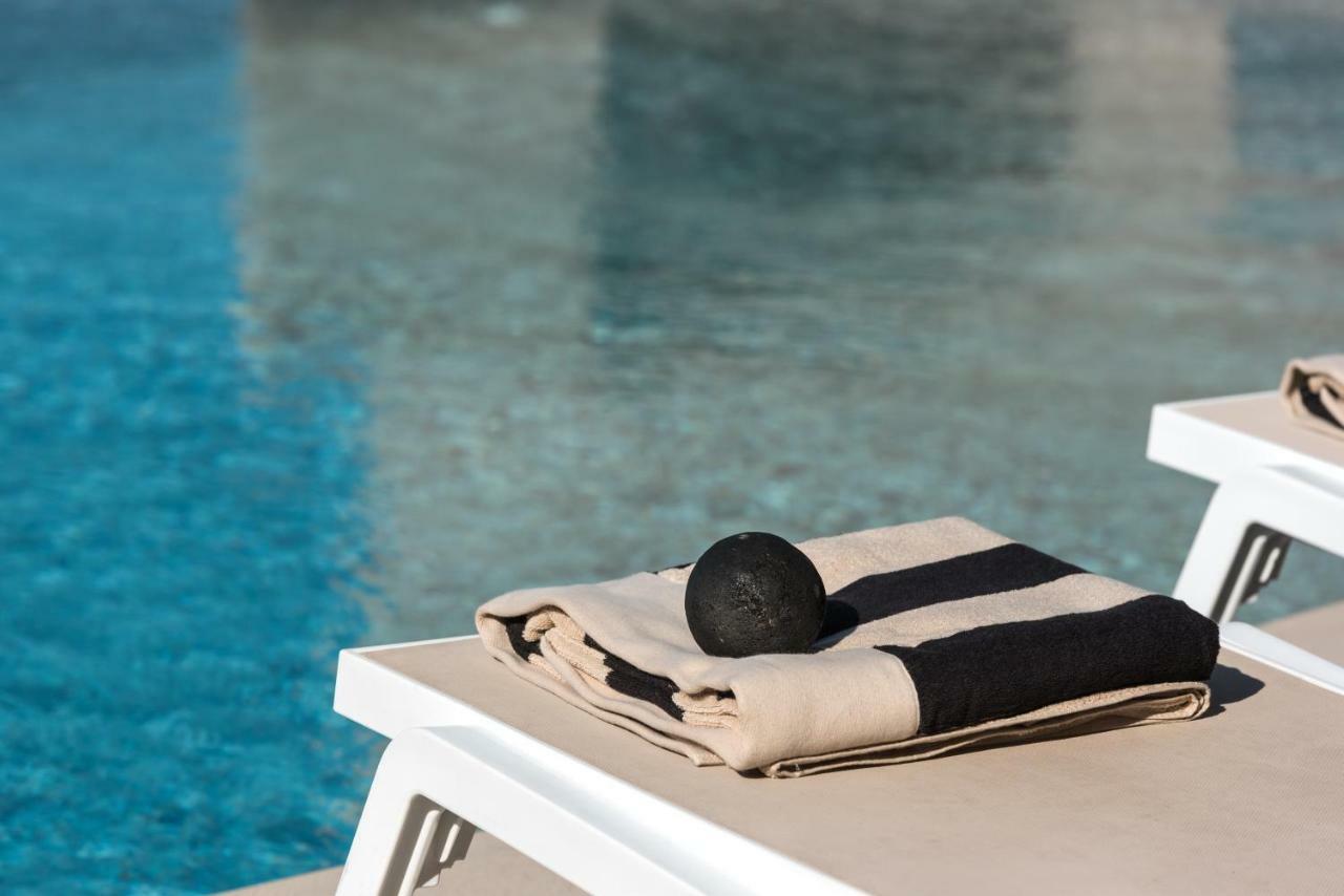 Arota Exclusive Villas Akrotírion Exteriör bild